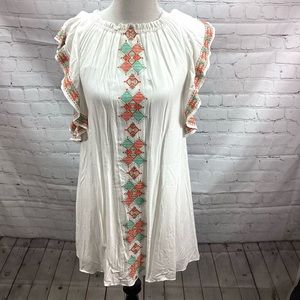 NWT Gianni Bini GB Girls XL White Dress w/Embroidery Flutter Sleeves Lined